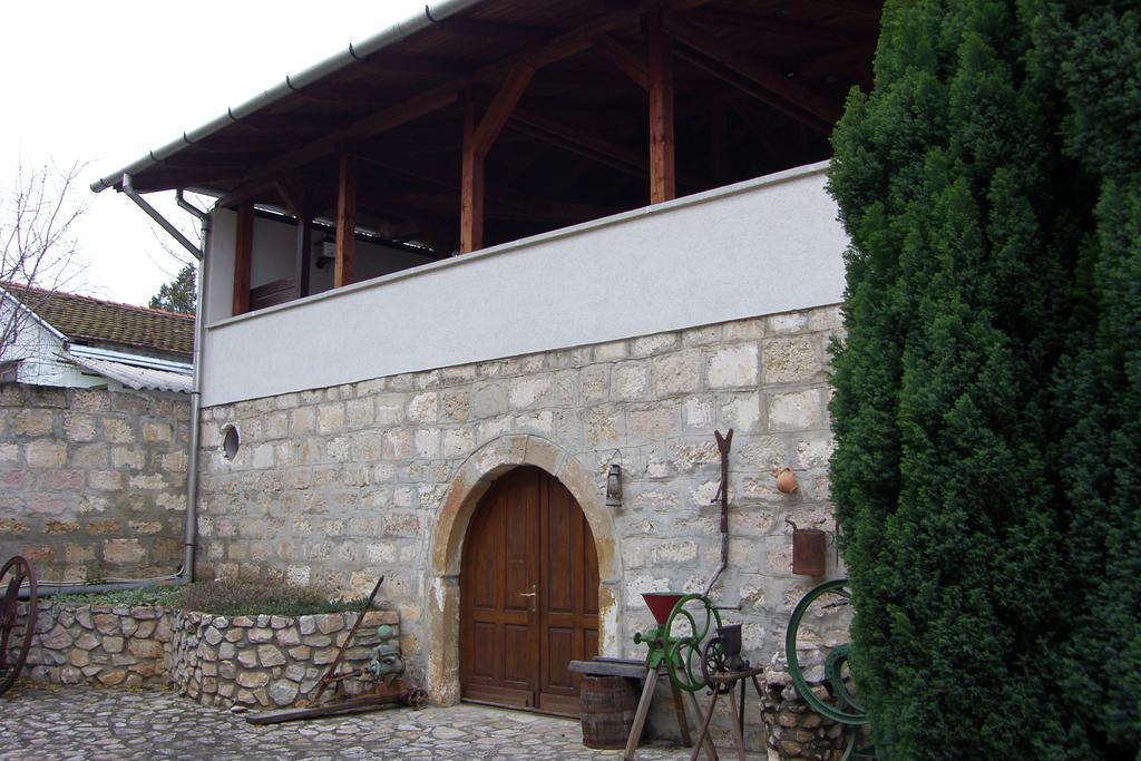 Hotel Adler Panzio Budaörs Exteriér fotografie